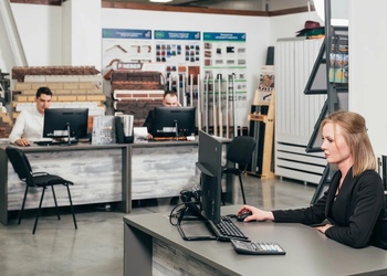 Шоурум компании СтройМаркет Власиха 6